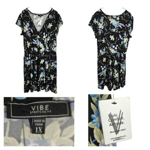 Vibe Women's Floral Wrap Blouse - Black and Blue